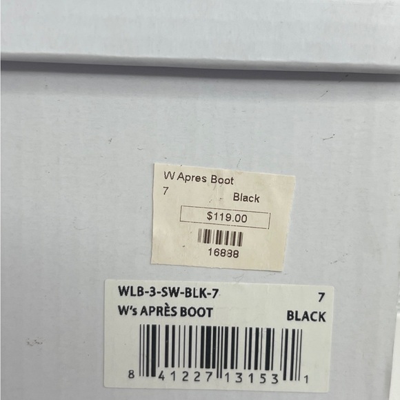 NIB Women’s Holden Apres Boot - Picture 5 of 5